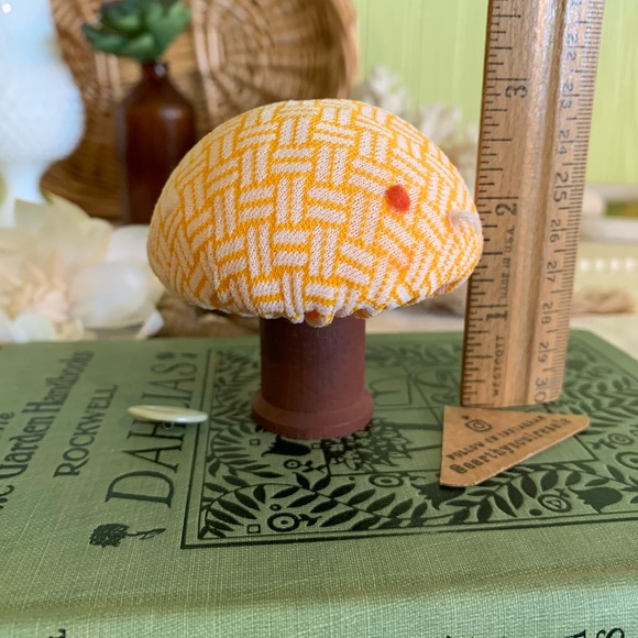 Vintage Mushroom Decor 🍄🟫 - Picture 6 of 10